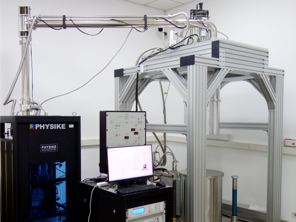 匹配室溫孔超導(dǎo)磁體的干式稀釋制冷機(jī)安裝成功-1.png 匹配室溫孔超導(dǎo)磁體的干式稀釋制冷機(jī)安裝成功-1.png